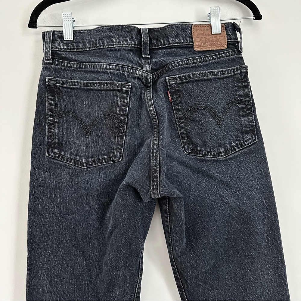 LEVI’S Wedgie Icon Fit Jeans - Picture 8 of 15